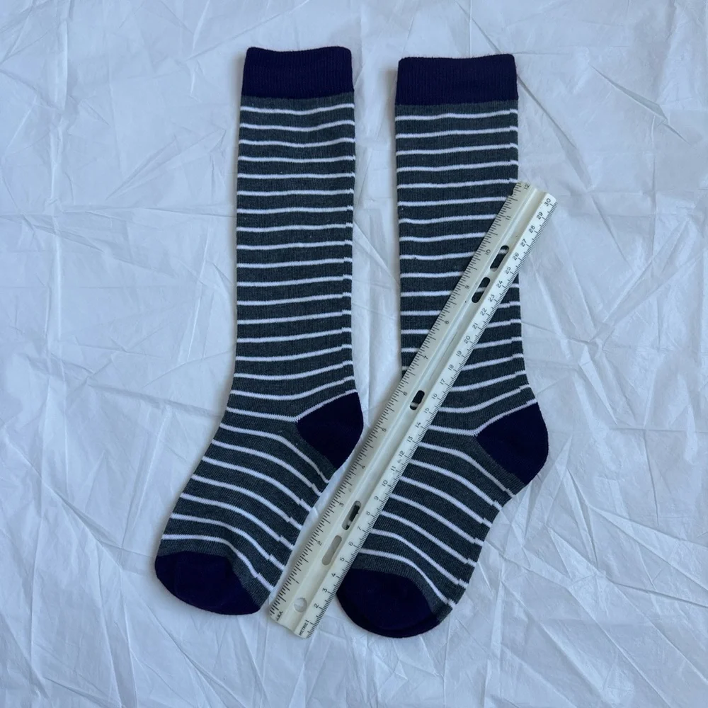 NWOT Striped Grey and White with Purple toe and hill children’s socks;